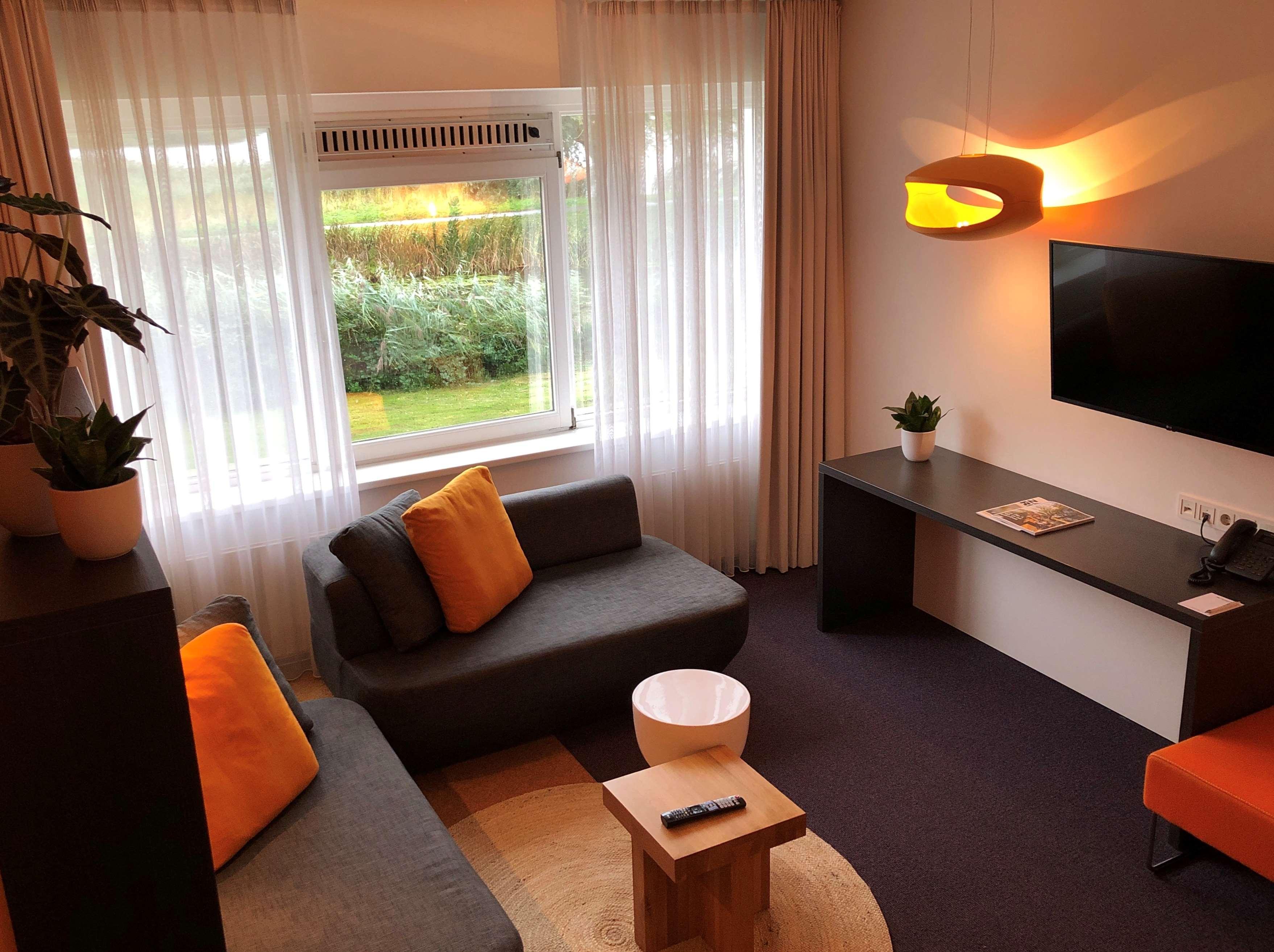 Best Western Plus Midamerica Hotel Mascoutah エクステリア 写真