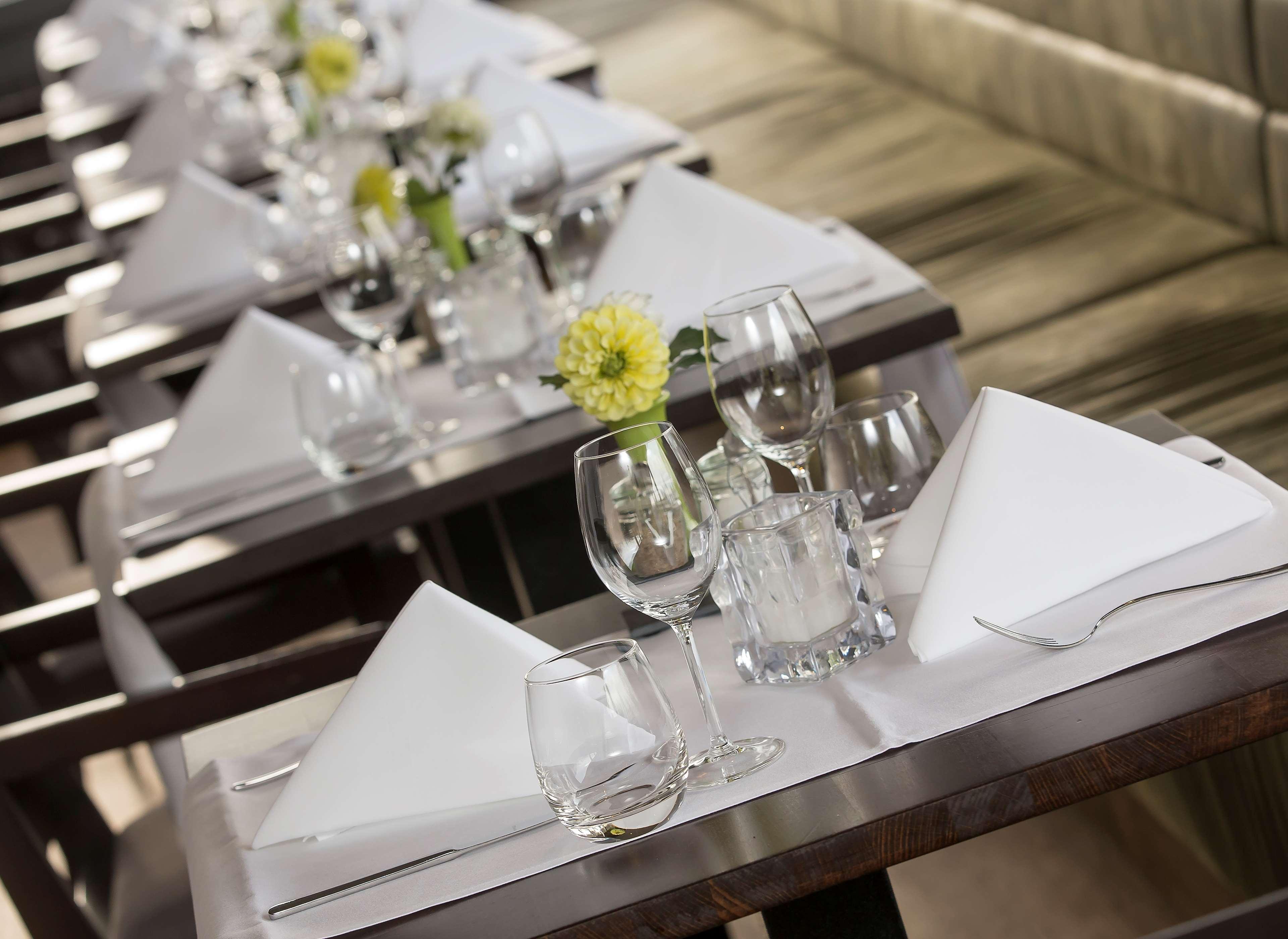 Best Western Plus Midamerica Hotel Mascoutah エクステリア 写真