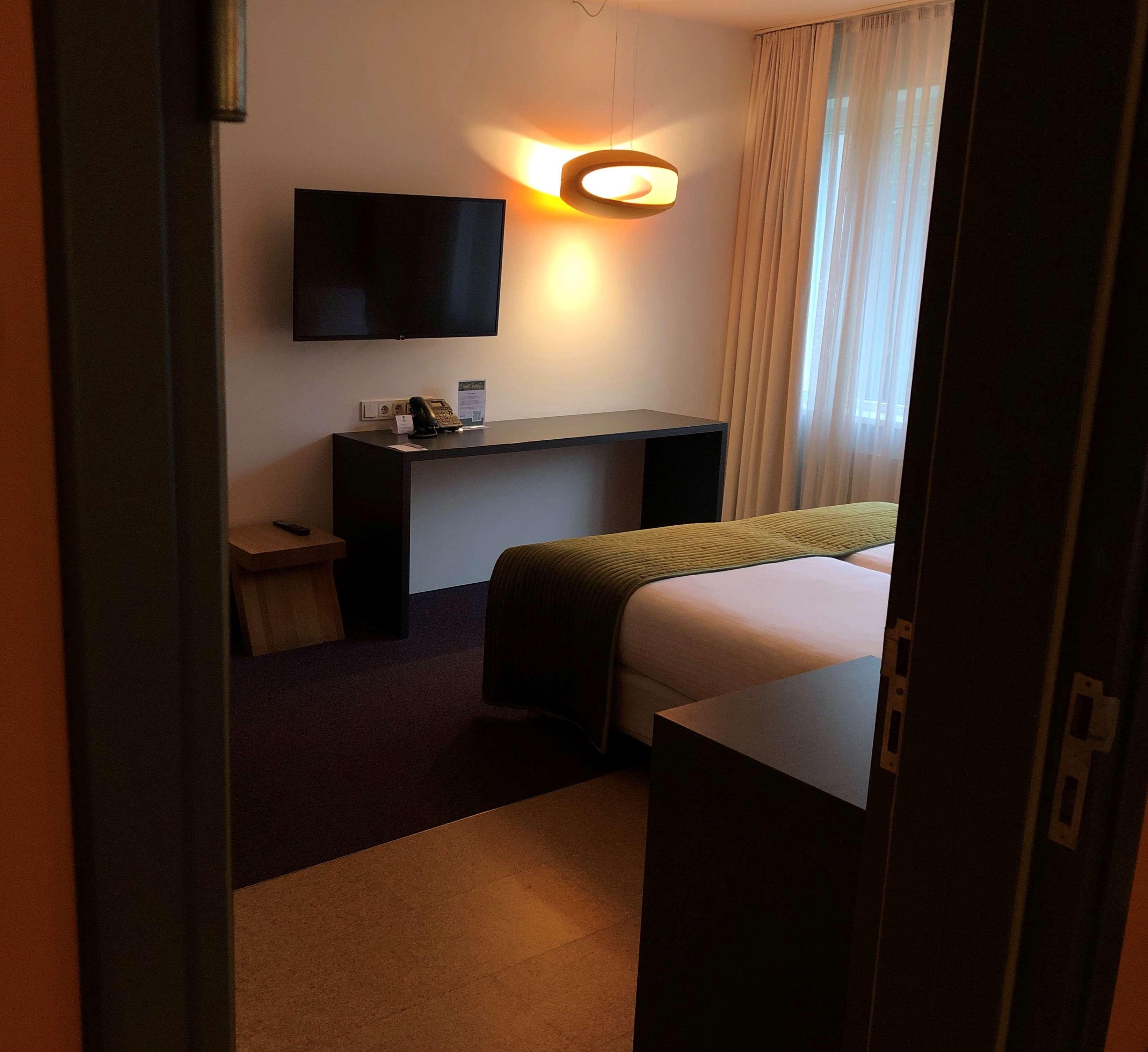 Best Western Plus Midamerica Hotel Mascoutah エクステリア 写真