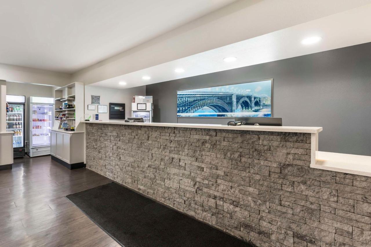 Best Western Plus Midamerica Hotel Mascoutah エクステリア 写真