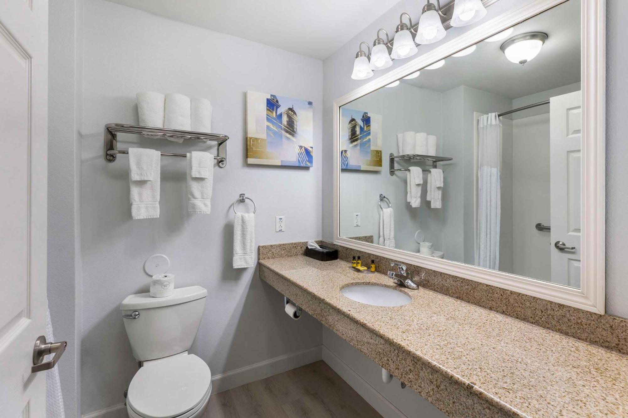 Best Western Plus Midamerica Hotel Mascoutah エクステリア 写真